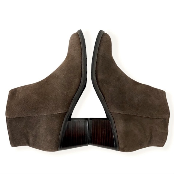 Lands End Chelsea Ankle Boots Sz 7.5 Brown Suede - Picture 11 of 15